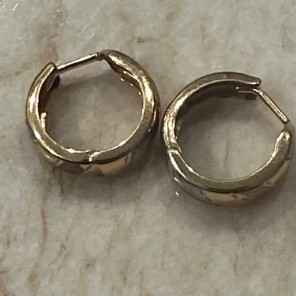 10k yellow & white  Gold Earrings - Picture 1 of 6